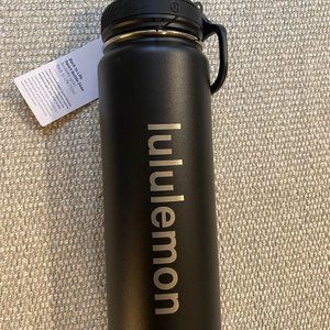 lululemon Back to Life Sport Bottle 24oz in Black NWT
